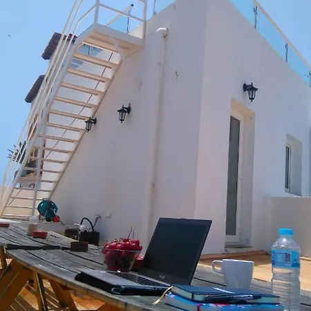Homestay Surfersresidence *